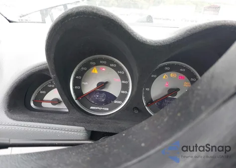 2004 Mercedes-Benz Sl 55 Amg z USA, uszkodzony, nr VIN WDBSK74FX4F084226